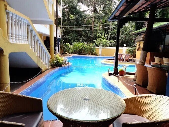 Фото Castel House Calangute 3*